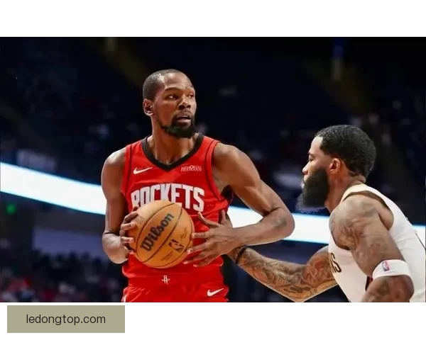 杜兰特准三双领衔火箭主场轻取尼克斯 阿门伊森双星闪耀联盟夜